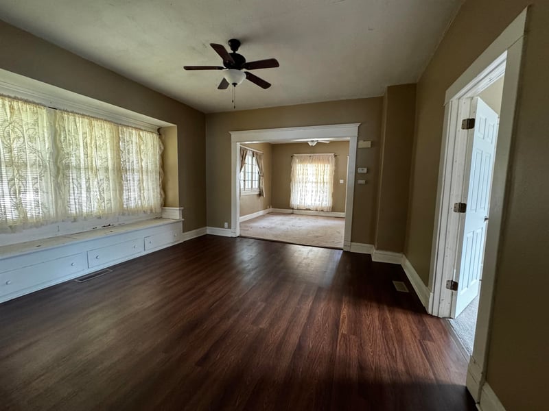 131 5th , Newton, KS 67114