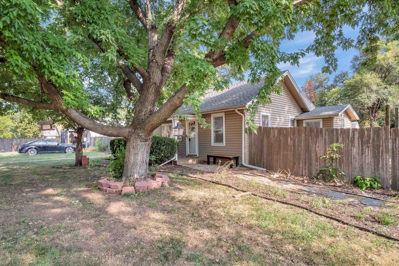 621 Grant St, Mcpherson, KS 67460