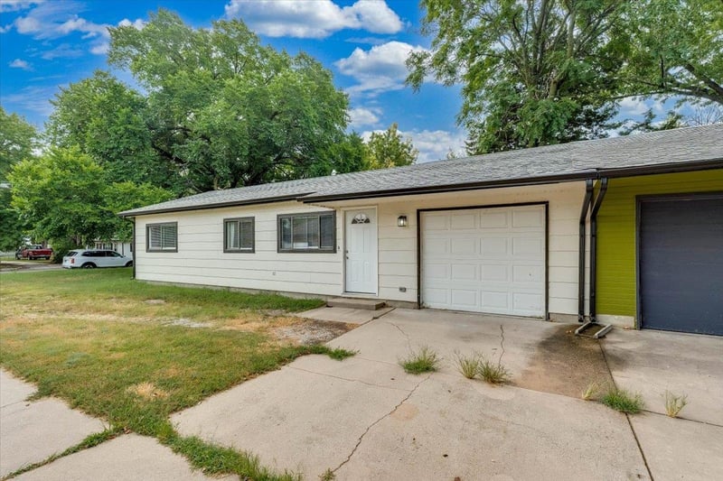 615 Elder St, Wichita, KS 67212