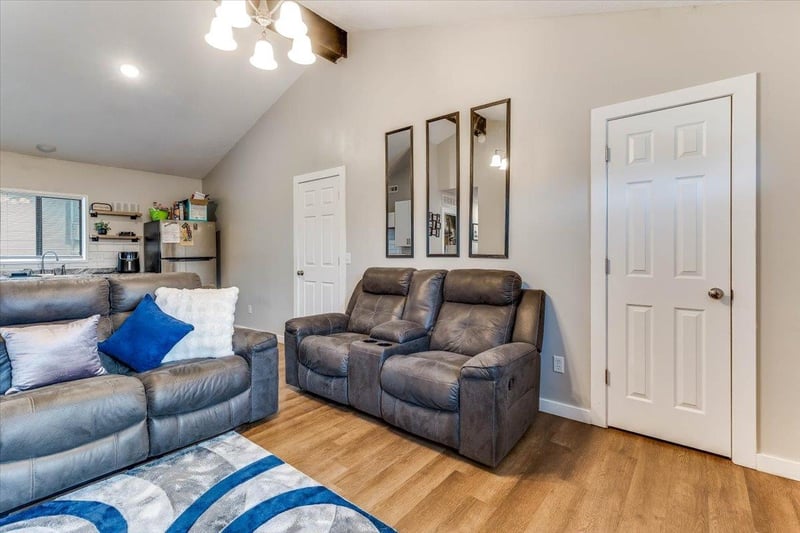 615 Elder St, Wichita, KS 67212