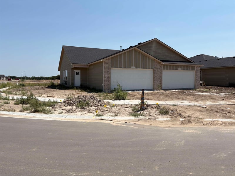 2904 S Denene St Unit 100, Wichita, KS 67215