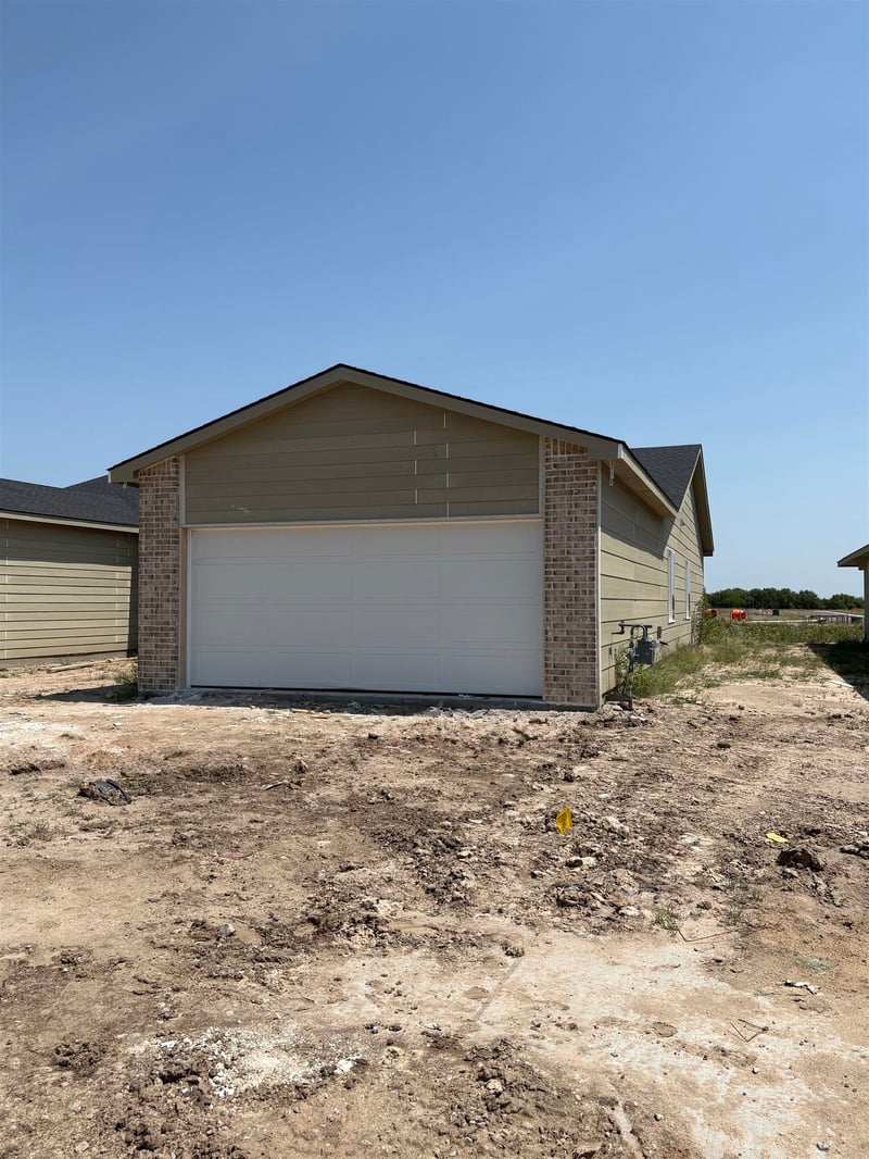 2912 S Denene #200, Wichita, KS 67215