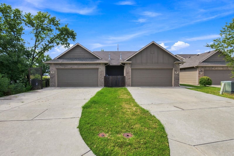 901-903 Onewood Pl, Andover, KS 67002