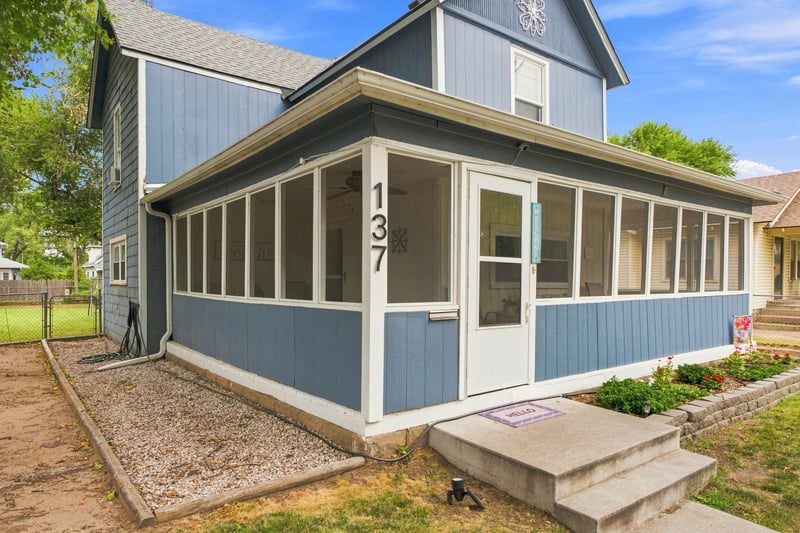 137 S Elizabeth, Wichita, KS 67213