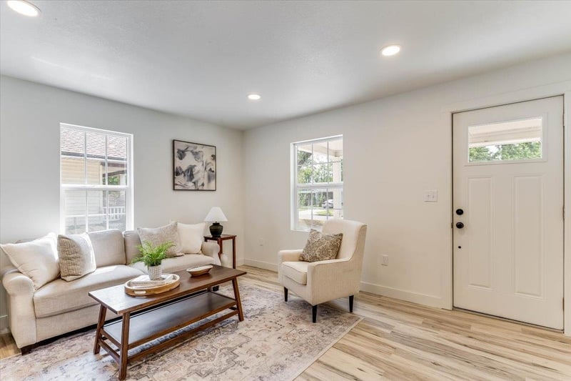 408 3rd , Newton, KS 67114