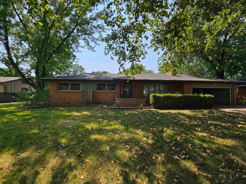 1747 Sabin St, Wichita, KS 67212