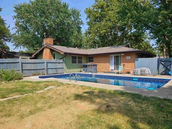 1747 Sabin St, Wichita, KS 67212