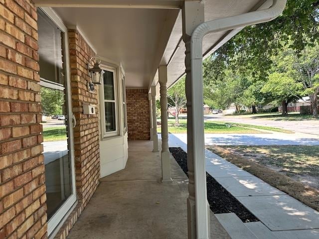 9074 Harvest Ct, Wichita, KS 67212