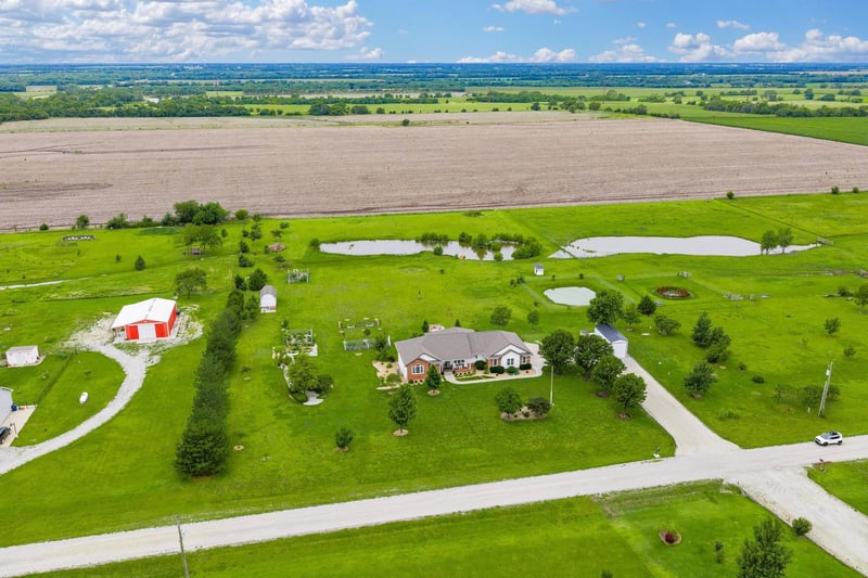 20707 Sunset Rg, Rose Hill, KS 67133