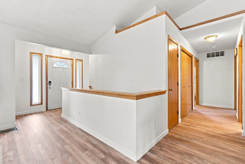 1801 Smithmoor St, Wichita, KS 67207