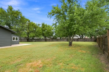 2246 Lori Ln, Wichita, KS 67207