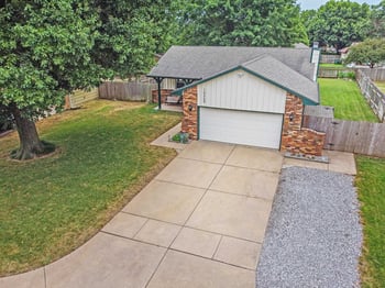 10309 Dora St, Wichita, KS 67209