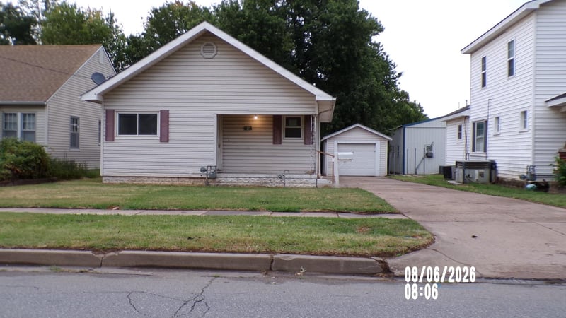 1217 A St, Wellington, KS 67152