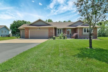 2005 Pine Bay St, Wichita, KS 67216