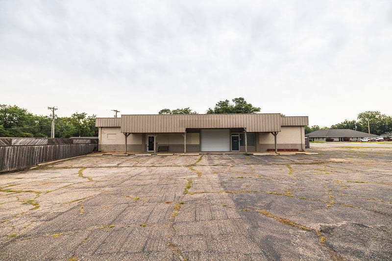 226 Ross , Clearwater, KS 67026