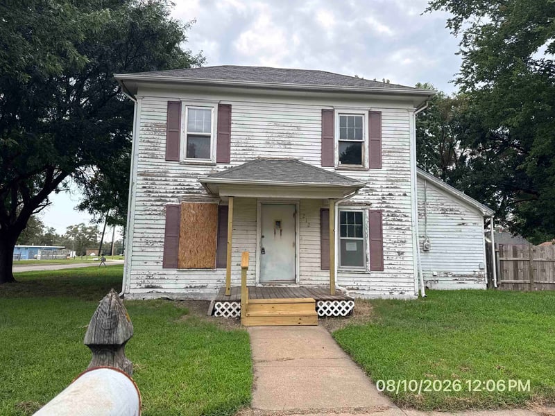 212 Princeton St, Bennington, KS 67422