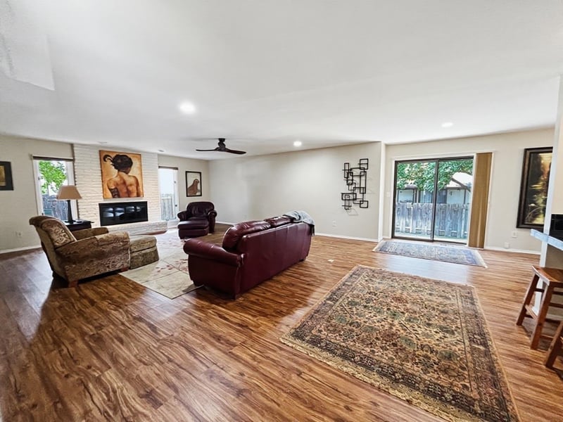 641 Woodlawn St #27, Wichita, KS 67208