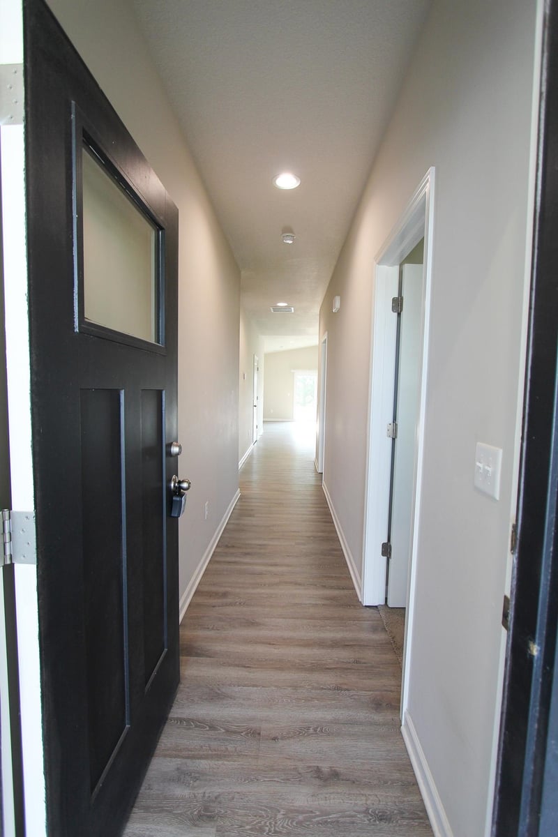 1608 Casey, Newton, KS 67114