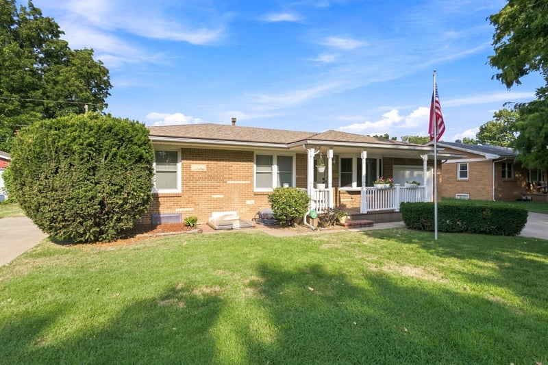 5145 Ash St, Wichita, KS 67216