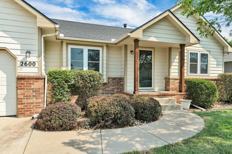 2600 E Evanston St, Park City, KS 67219
