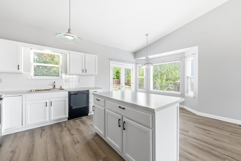 709 Goebel , Wichita, KS 67207