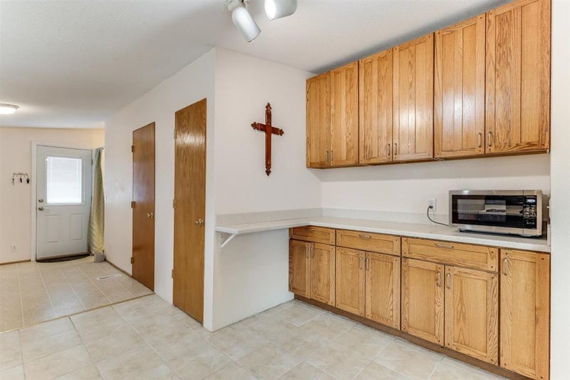 9115 31st St S, Wichita, KS 67210