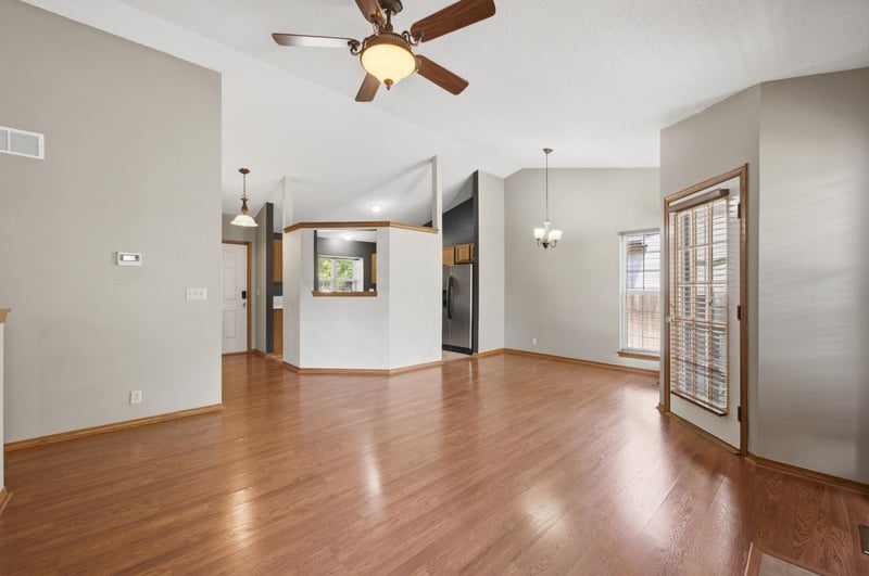 418 Firefly St, Wichita, KS 67235
