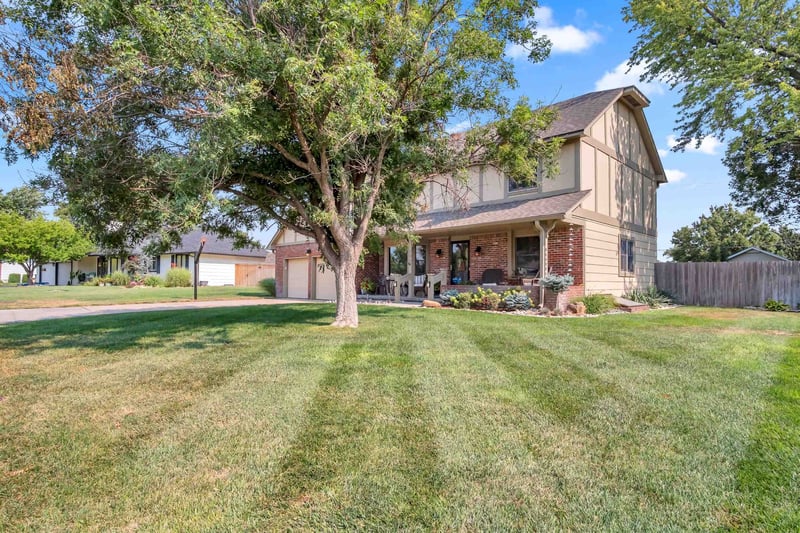 848 Trinity Ct, Newton, KS 67114