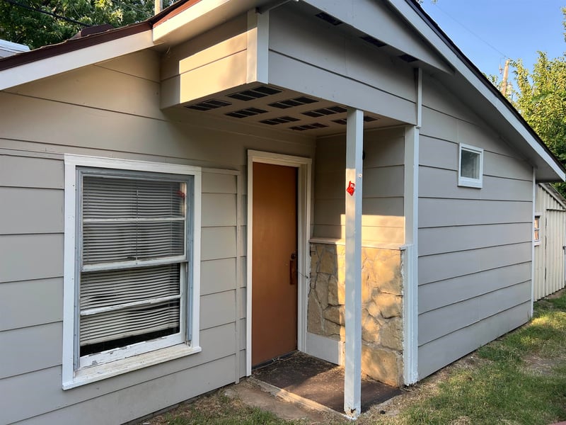 1328 Oklahoma , Arkansas City, KS 67005