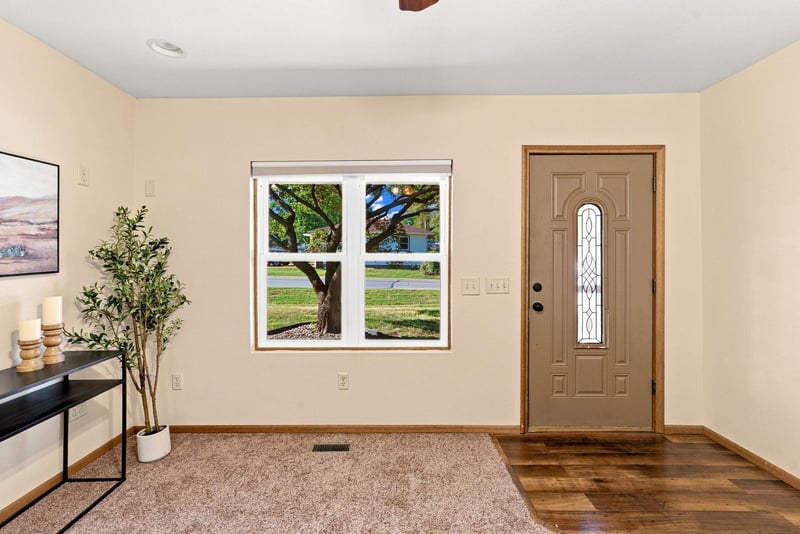 230 W Litson, Benton, KS 67017