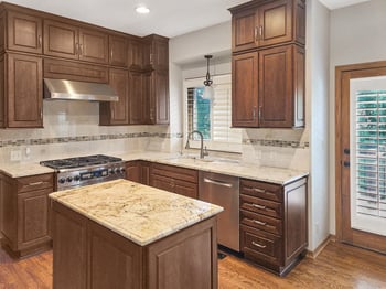 945 Woodridge , Wichita, KS 67206