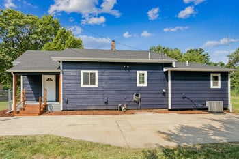 2016 Chishom St, Wichita, KS 67214