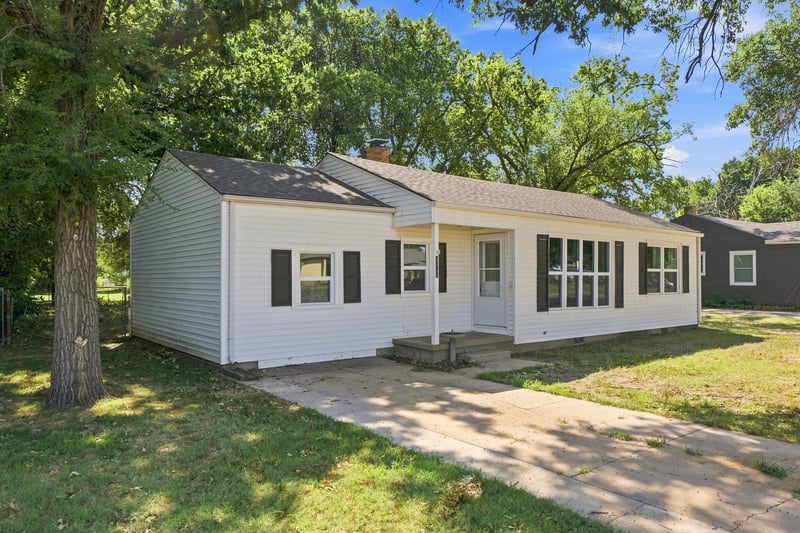 3016 N Charles Ave, Wichita, KS 67204