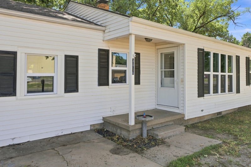 3016 N Charles Ave, Wichita, KS 67204