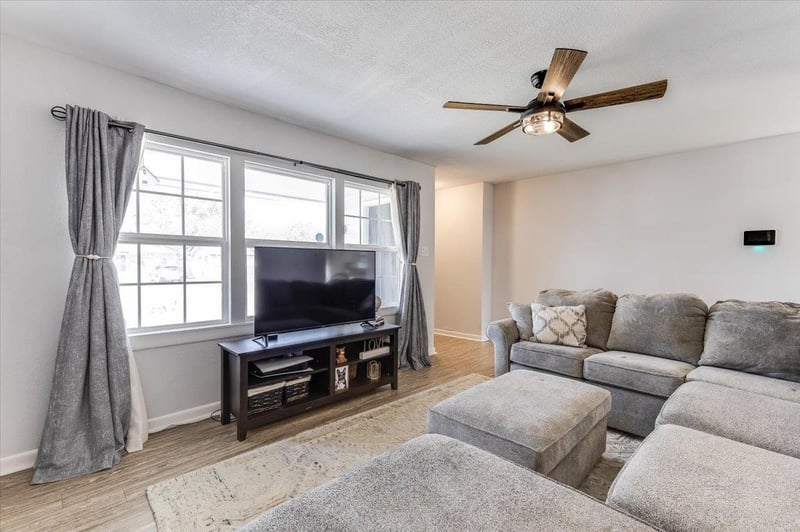 3152 S Euclid Ave, Wichita, KS 67217