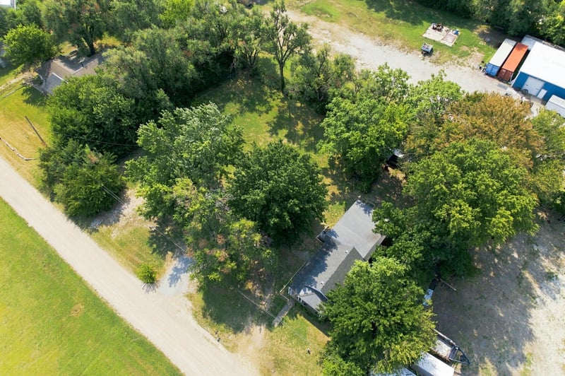 6520 N Broadway, Park City, KS 67219