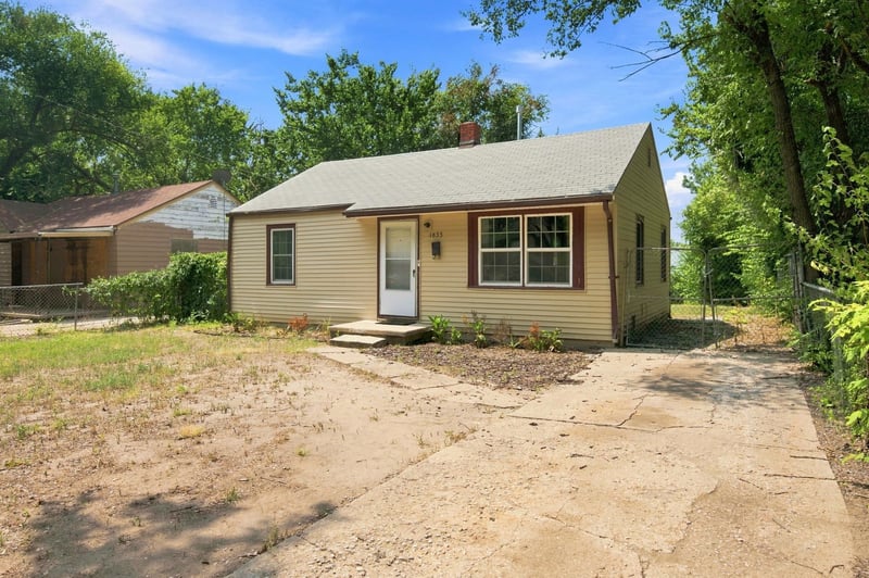 1833 N Green, Wichita, KS 67214