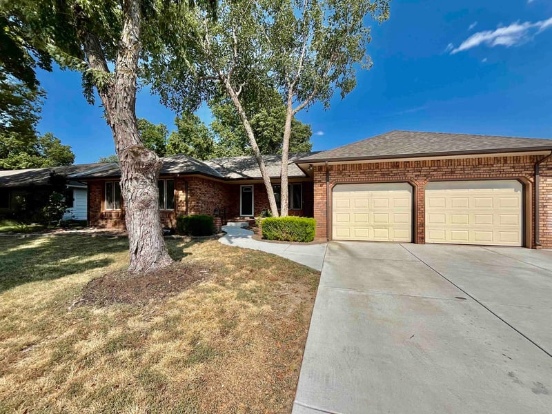 248 S Covington St, Wichita, KS 67209