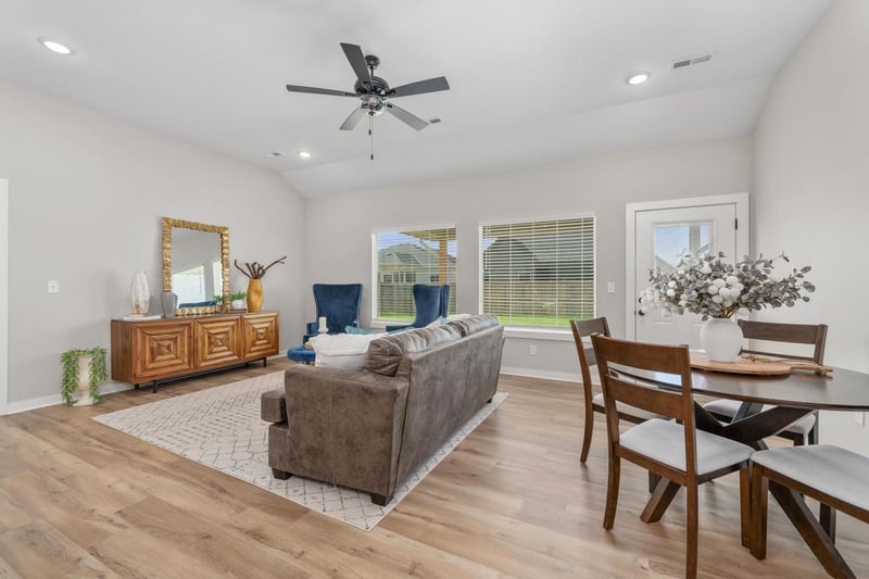 757 N Wheatland Units 100-200, Wichita, KS 67235