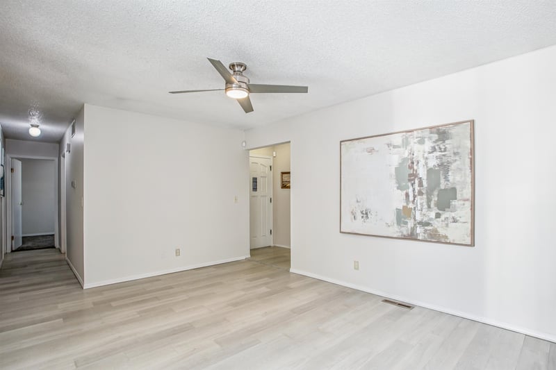 142 N Tracy St, Wichita, KS 67212