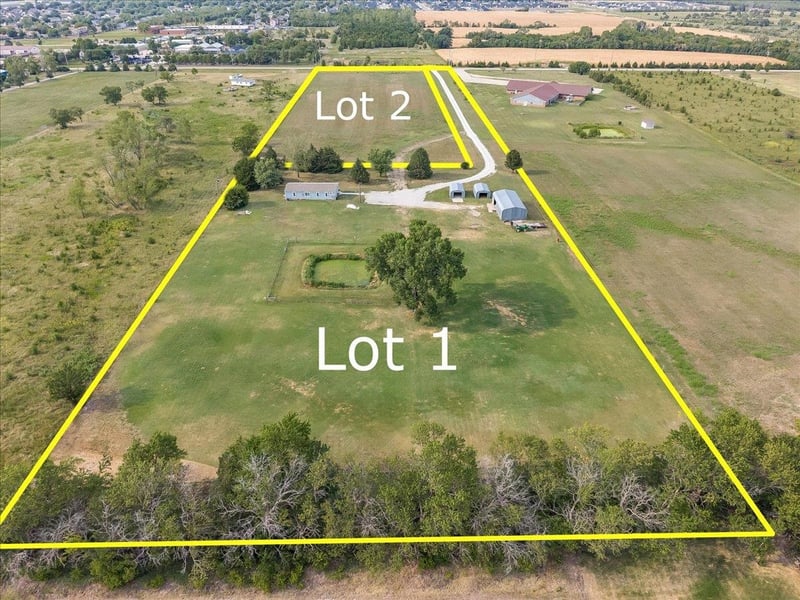 9115 E 31st St S, Wichita, KS 67210
