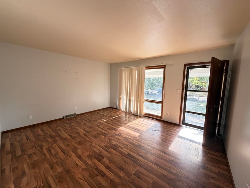 2543 S Hiram Ave, Wichita, KS 67217