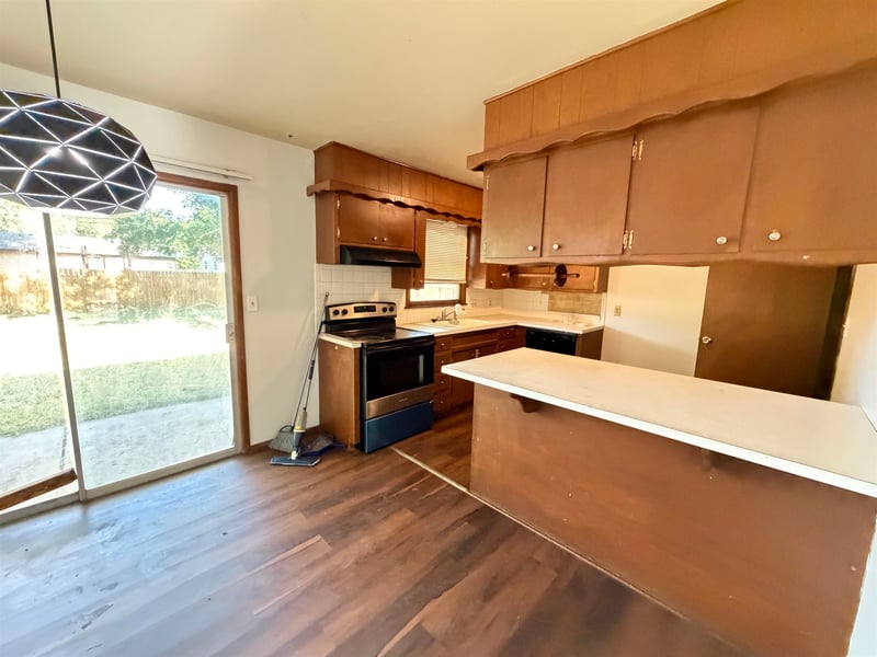 2543 S Hiram Ave, Wichita, KS 67217