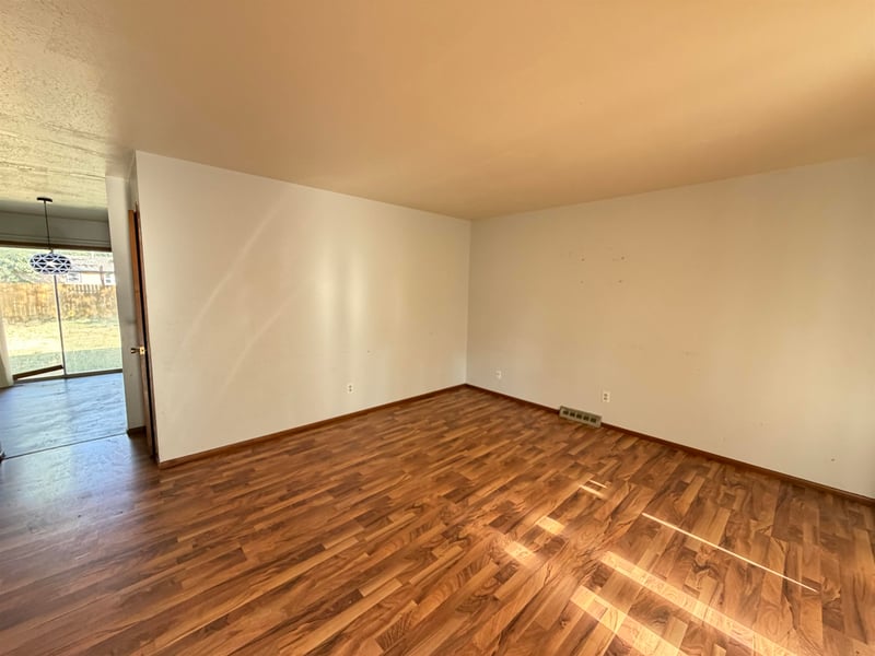 2543 S Hiram Ave, Wichita, KS 67217