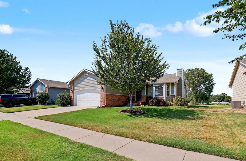 11414 W Bella Vi, Wichita, KS 67212