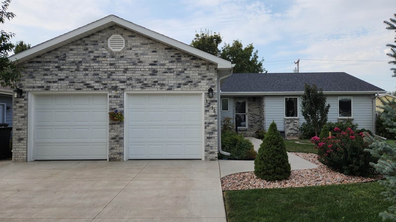 1216 E Republic Ave, Salina, KS 67401