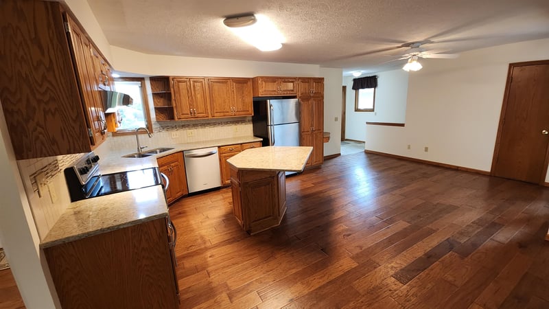 1216 E Republic Ave, Salina, KS 67401