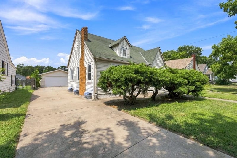 641 N Green St, Wichita, KS 67214