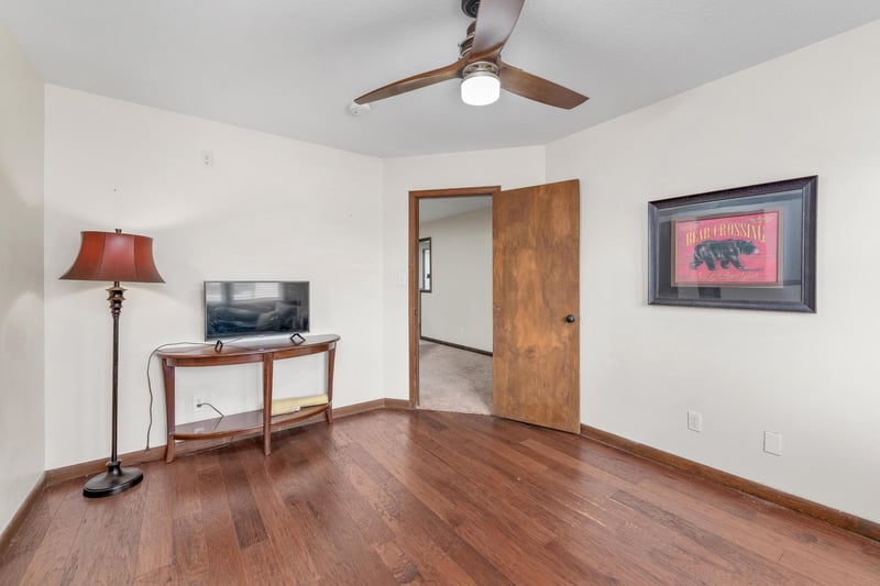 504 W Stuart St, South Haven, KS 67140