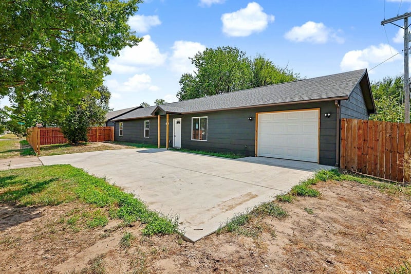 3811 W Taft Ave, Wichita, KS 67213